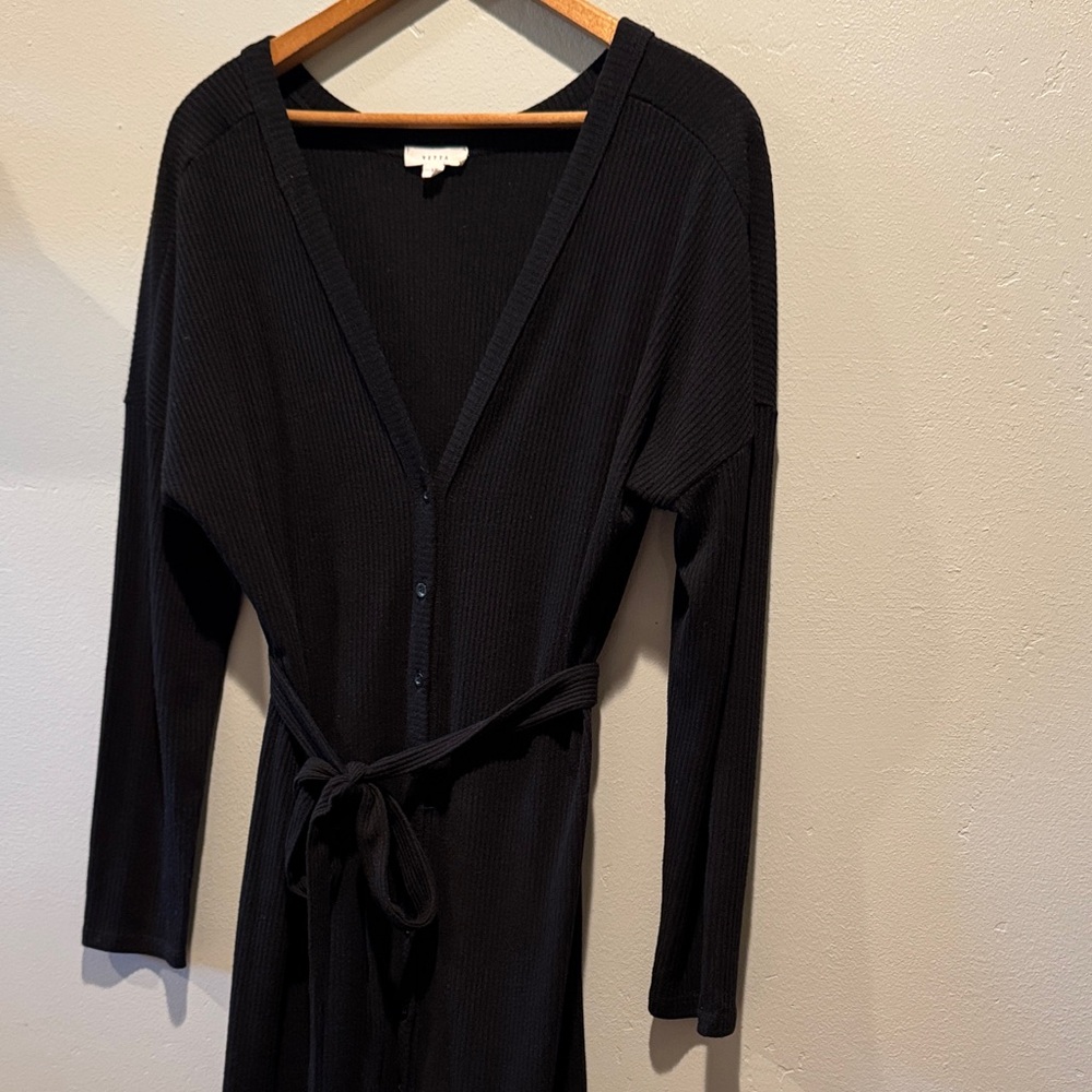 VETTA Capsule The Long Cardigan Black Ribbed Button-Front with Tie Waist Dress - Picture 5 of 12